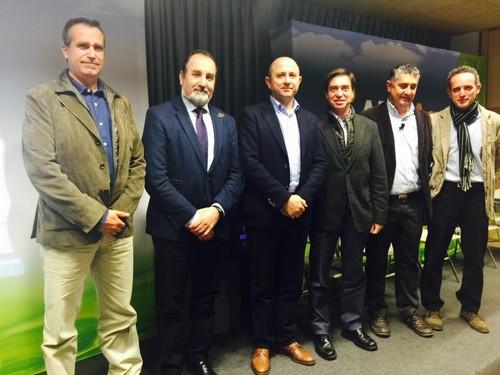 El delegado de Agricultura recuerda el 'esfuerzo' de la Junta para ayudar a los agricultores en la gestión de los residuos