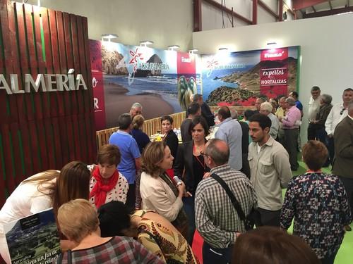 Los agricultores se vuelcan con Agrupalmería en la inauguración de Expolevante