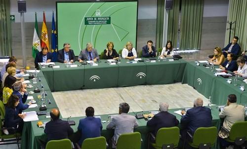 Ortiz valora el compromiso de los eurodiputados de trasladar la realidad del agro andaluz a las instituciones de la UE