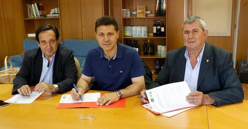 ASAJA, COAG y UPA sellan un acuerdo para fortalecer la defensa de los intereses agrarios en el seno de las Interprofesionales