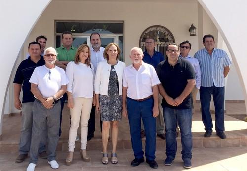 Carmen Ortiz resalta la necesidad de abaratar el agua desalada para mejorar la rentabilidad de las explotaciones agrícolas