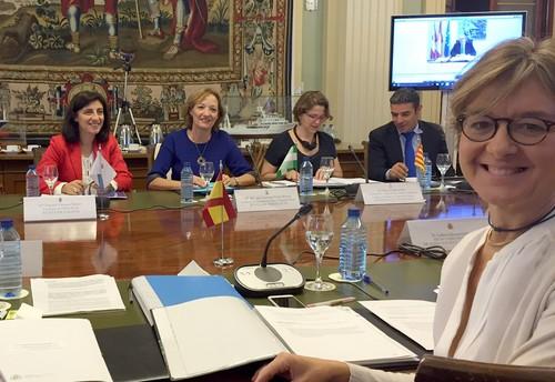 Carmen Ortiz reclama más controles fitosanitarios para las naranjas procedentes de África del Sur