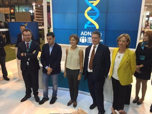 CAJAMAR distingue al Ministerio de Agricultura por su labor de promoción y modernización del campo español