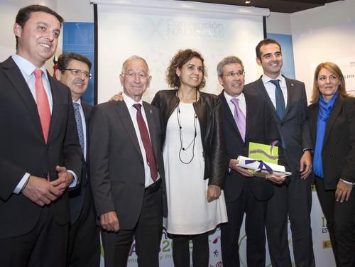 Diputación arropa a Pedro Caparrós en la entrega de los IX Premios Estrategia NAOS