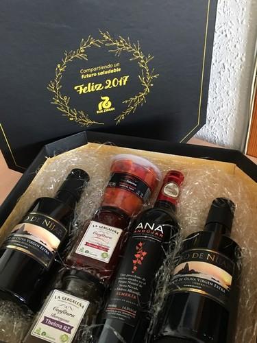 Rijk Zwaan felicita la Navidad a sus clientes con productos de la tierra