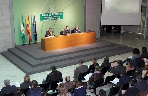 El viceconsejero de Agricultura destaca las nuevas oportunidades basadas en la bioeconomía