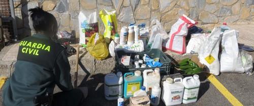 Detenidas tres personas por robar material agrícola en una finca en el Paraje Puesto Palomo