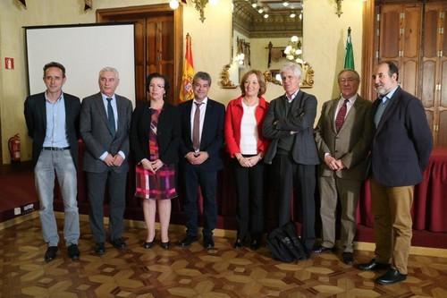 La Junta impulsa una biorrefinería de microalgas marinas para producir productos sostenibles como fertilizantes o piensos