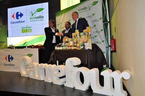 Carrefour y Ecovalia firman un convenio para fomentar el consumo de alimentos ecológicos