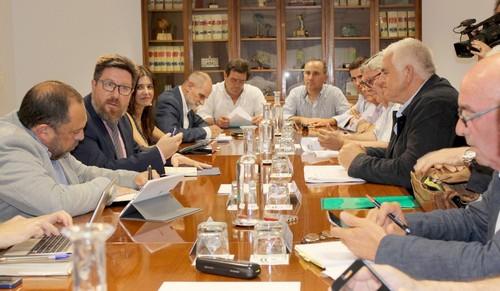 La Junta retoma el abono de las ayudas a la instalación de jóvenes con el pago de 700 expedientes a partir de junio