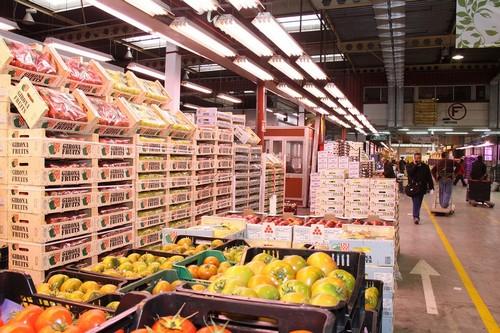 Los agricultores estallan tras saber que el Tribunal de la UE podría retirar la prohibición de la venta a pérdidas