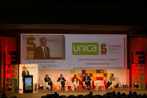 Las cooperativas agroalimentarias abordan los retos del cambio climático, la integración y la internacionalización