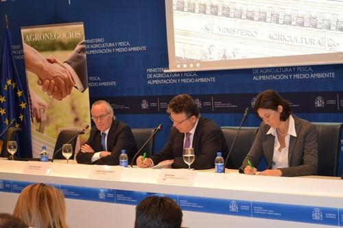 Expertos debaten sobre las nuevas oportunidades para el sector agrario en la actual coyuntura sociopolítica europea