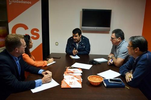 El impuesto de la Renta se sitúa como el principal escollo para que los agricultores puedan donar su explotación