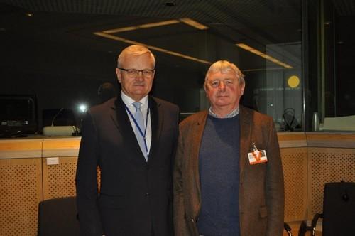 Los agricultores hacen un uso sostenible de los herbicidas, según la UE