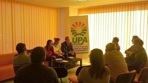 El PP pide a la Junta que mejore el acceso del agua a los agricultores almerienses