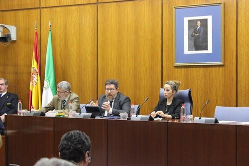 El Gobierno andaluz pone en marcha medidas que respaldan el arreglo de los desperfectos en los invernaderos y la modernización de estas estructuras en Almería