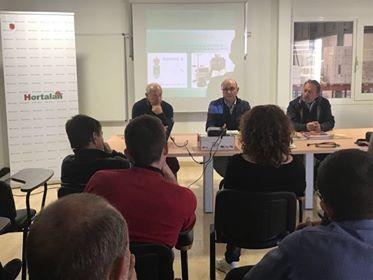 El Ayuntamiento promueve y da a conocer entre el sector agrícola el contenido de la 'Ordenanza de Invernaderos y su Entorno'