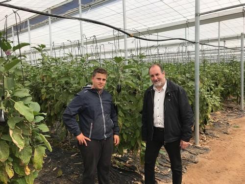 Ortiz visita dos instalaciones de jóvenes agricultores acogidos a las ayudas de modernización y creación de empresas