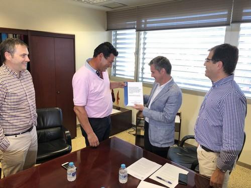 La Consejería de Agua recibe alegaciones de los regantes de Cartagena en las que defienden la compatibilidad de la agricultura con el Mar Menor