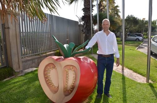 Un equipo multidisciplinar de Seminis vela  por satisfacer las demandas de toda la cadena  en el desarrollo de nuevas variedades de tomate