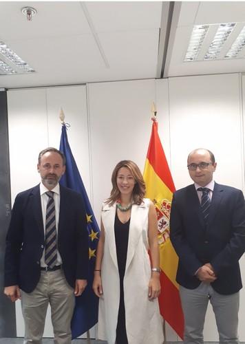 La Comunidad y la Secretaría de Estado de Comercio abordan la entrada de la uva murciana en el mercado chino