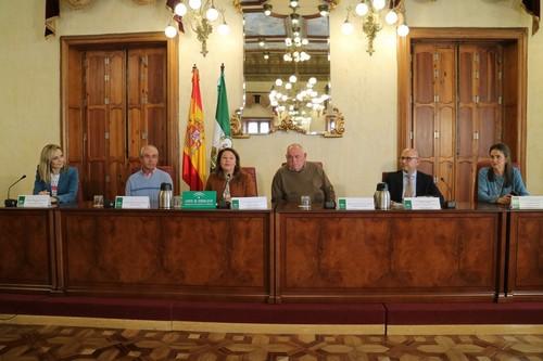 La consejera de Agricultura entrega ayudas por un total de 4,7 millones de euros para modernizar los regadíos de Barrancos de Sierra Nevada y del Río Adra