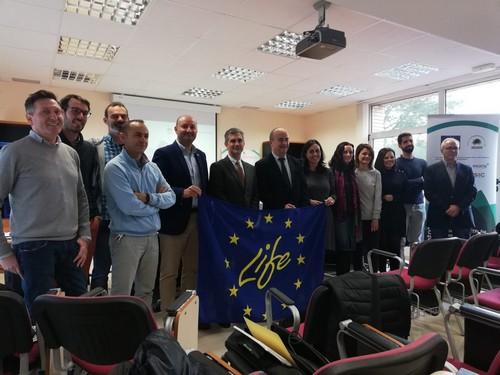 Agricultura investiga un biofertilizante de alta calidad para el medio ambiente a partir de purines y fangos