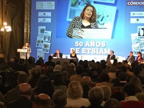 Carmen Crespo contará con la Universidad para impulsar el Plan Estratégico para la mejora de la Competitividad