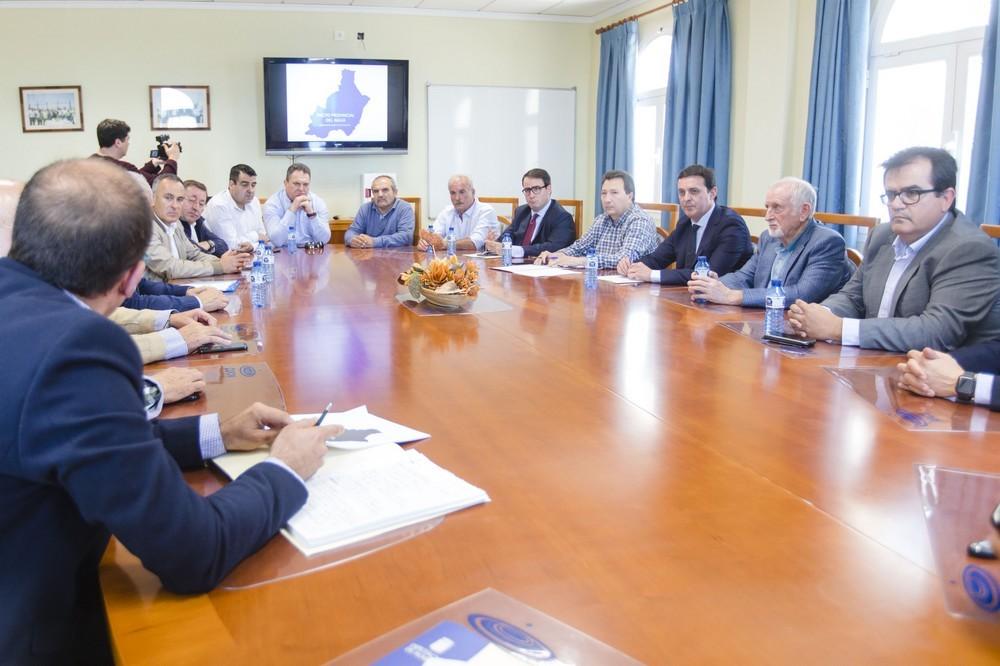 Diputación presenta el Pacto Provincial del Agua como documento histórico de consenso en Almería