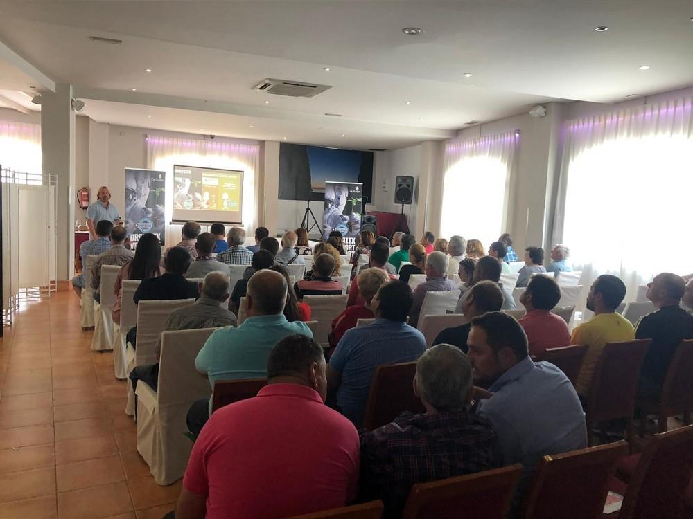 De Ruiter presentó su nueva generación de portainjertos y variedades de tomate en una jornada con Almeriplant