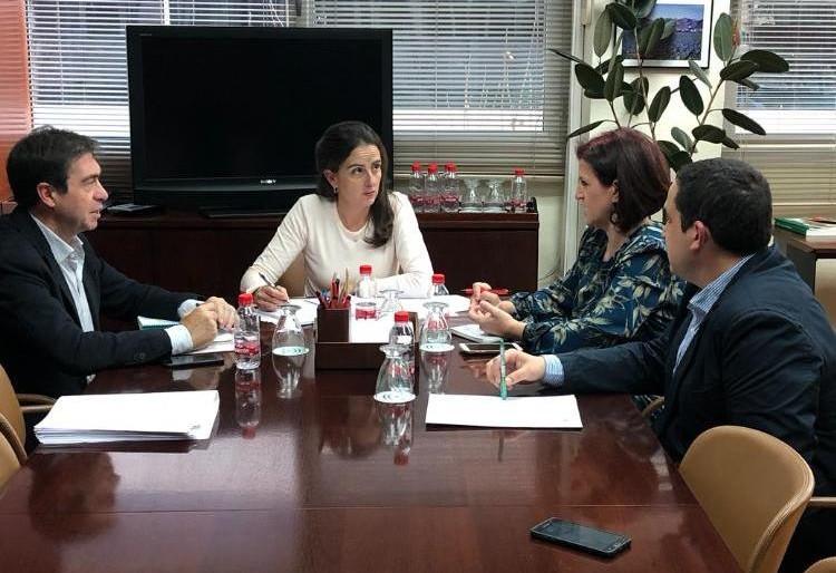 ASAJA pide a la delegada de Agricultura que solucione los problemas de higiene rural en la provincia