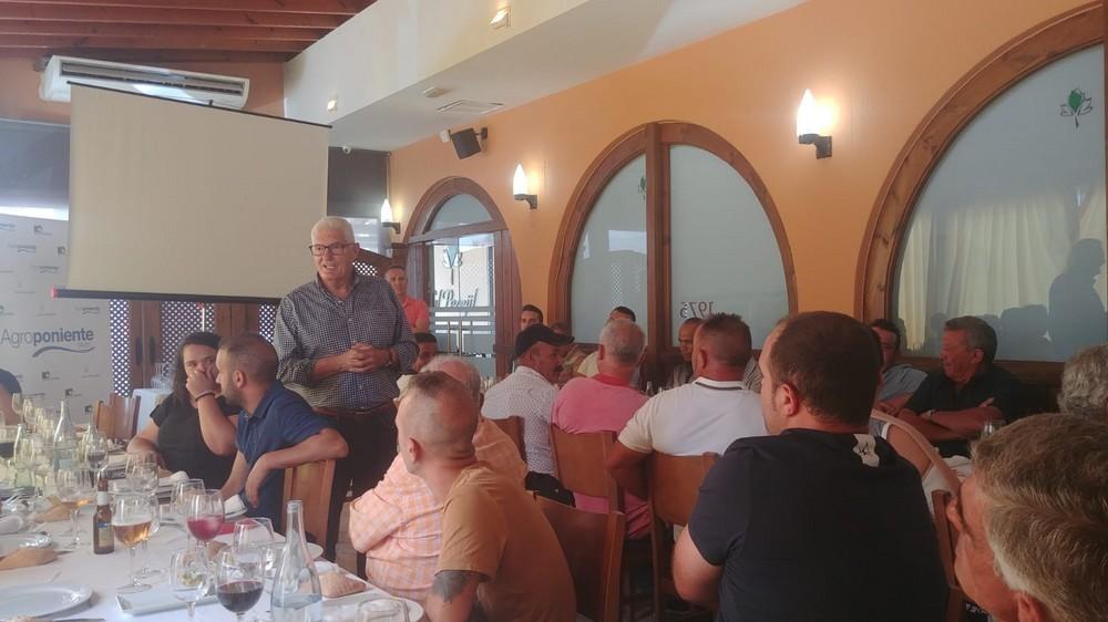 Grupo Agroponiente celebra una reunión con sus agricultores de la zona del Levante almeriense
