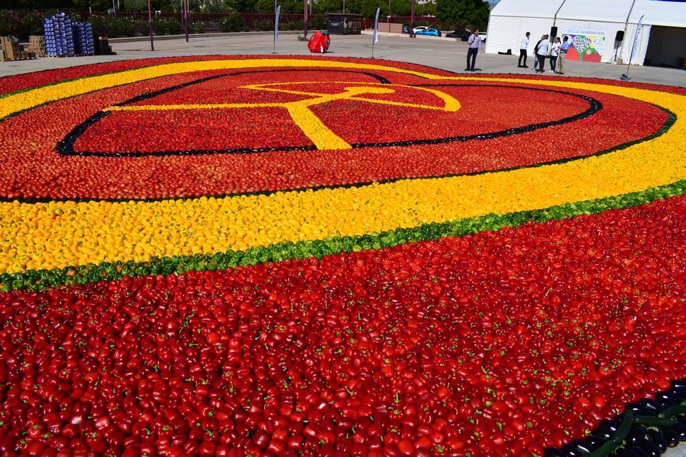 SAKATA consigue hacer el récord guinness del corazón de hortalizas más grande del mundo