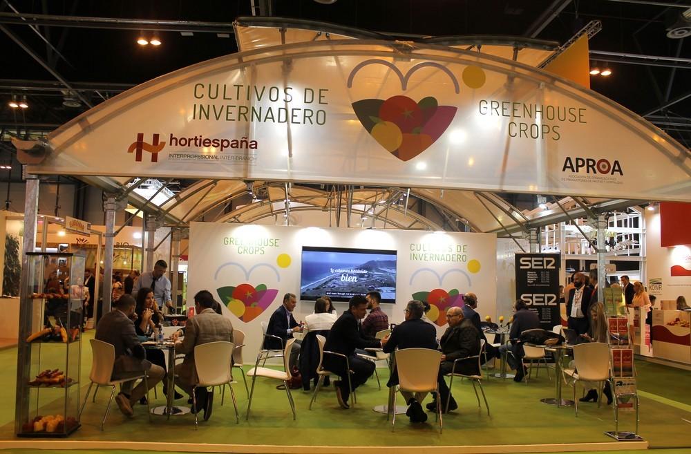 Hortiespaña potencia la imagen del invernadero solar en Fruit Attraction 2019