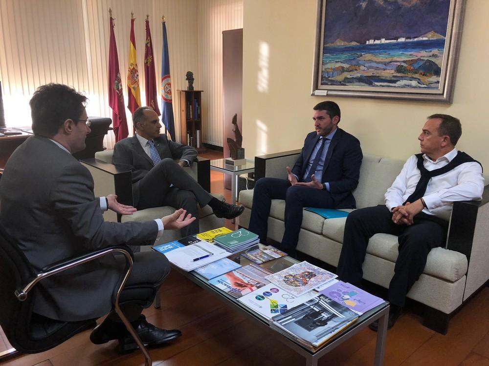La Comunidad y la UPCT trabajan para la puesta en marcha de cursos formativos en materia de agricultura sostenible