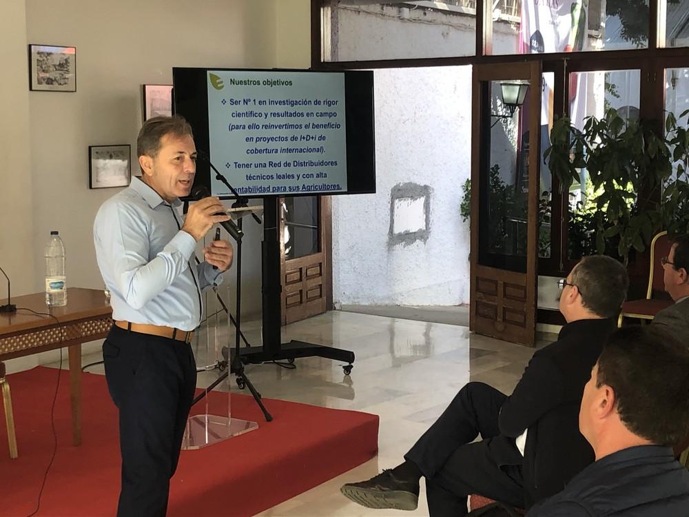 EDYPRO traslada la forma de lograr máxima calidad y producción con su biotecnología en cultivo de pimiento