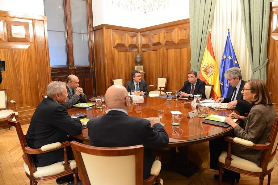 Luis Planas mantiene su compromiso con el fomento de la integración cooperativa