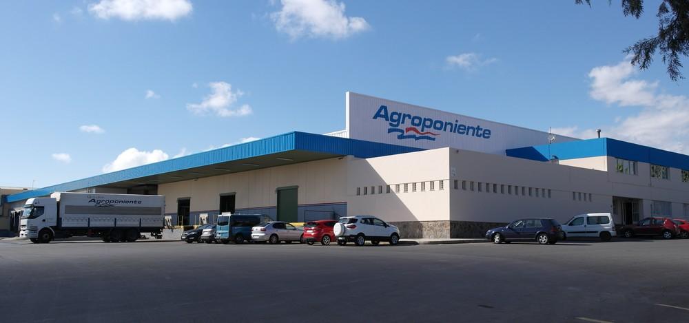 Grupo Agroponiente implanta protocolos de máxima seguridad en sus instalaciones, a fin de mantener el servicio al agricultor y el abastecimiento de productos
