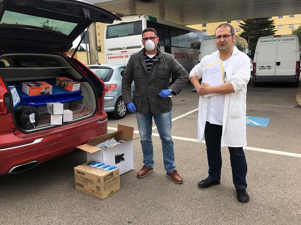 Bio Sol Portocarrero S.A.T. dona material sanitario al Hospital Universitario de Torrecárdenas