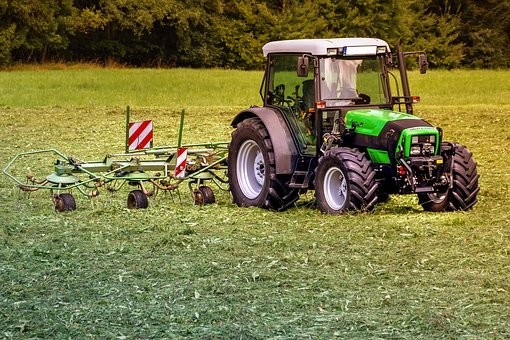  Cerca de un millar de agricultores y ganaderos se beneficiarán del Plan Renove 2020
