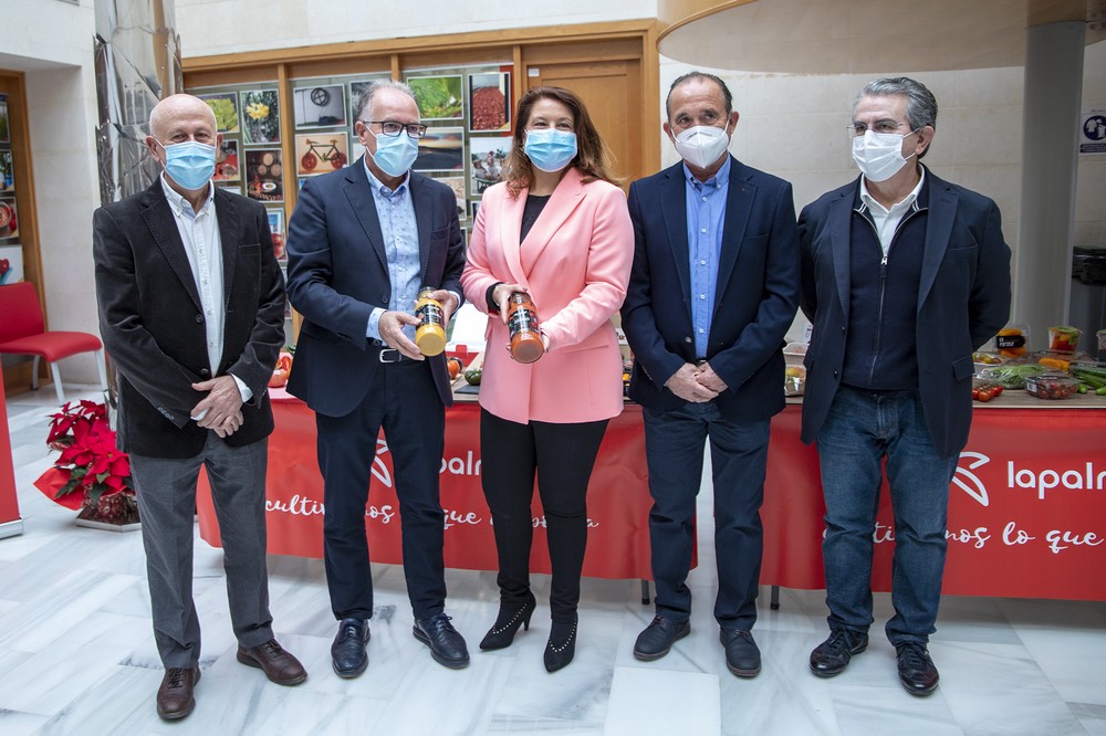 La Consejera de Agricultura felicita el lanzamiento de la V Gama de Cooperativa La Palma: Cherrymole®
