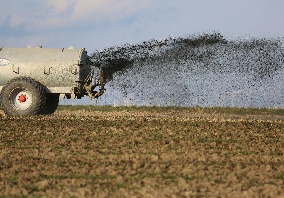 El Gobierno aprueba las bases reguladoras de las subvenciones destinadas a financiar avales para la compra de maquinaria agrícola