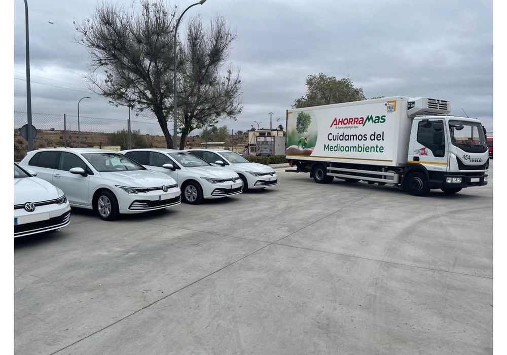 Ahorramas amplía y renueva su flota de vehículos de bajas emisiones
