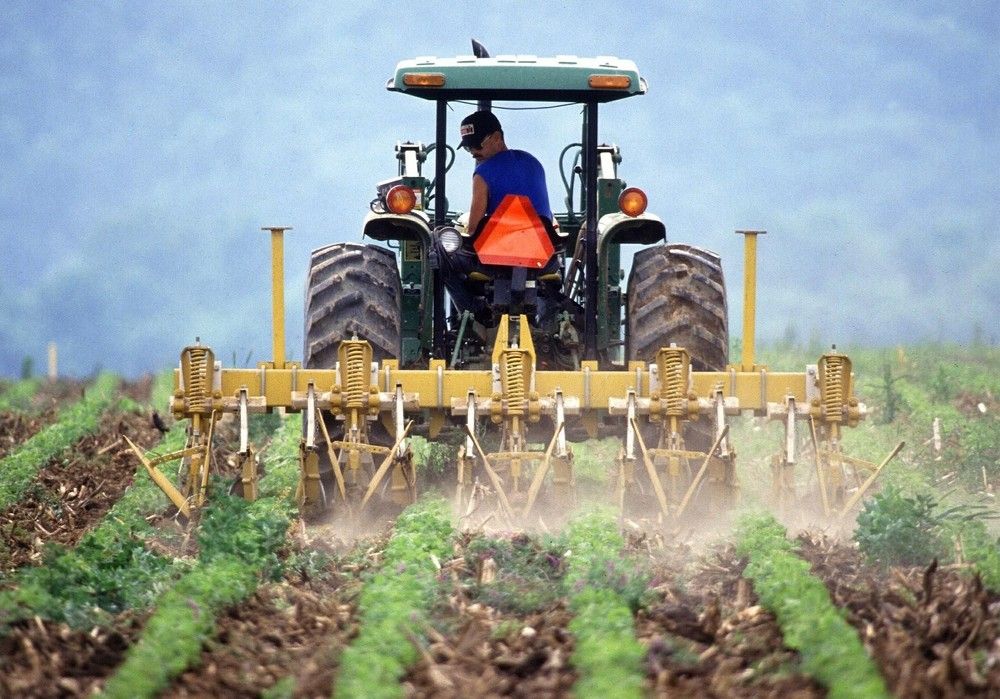 El ministro Luis Planas anuncia la convocatoria del Plan Renove de maquinaria agraria con 6,55 millones de euros