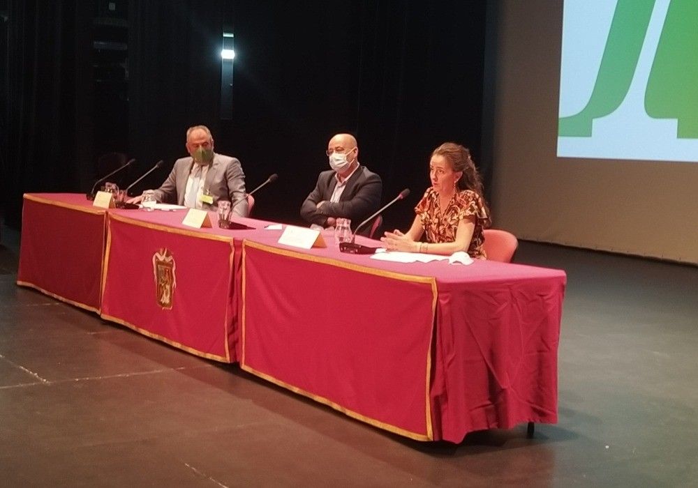 Agua, porcino y acuerdos comerciales, protagonistas de la Asamblea de ASAJA