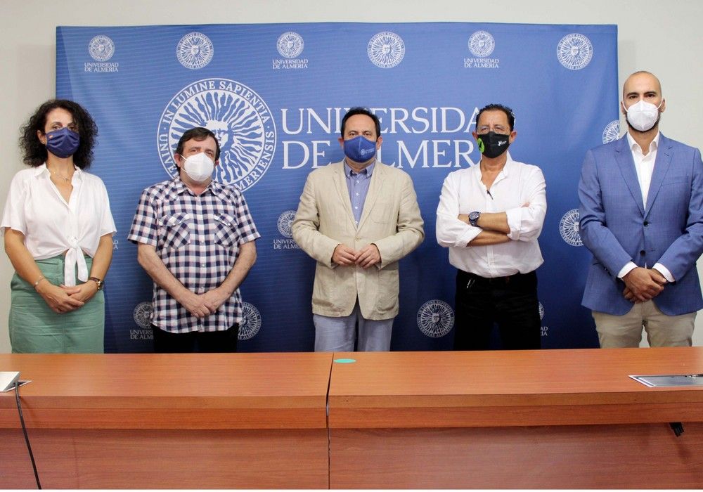 La UAL lanza junto a ASEHOR un curso para especializar al alumnado en la gestión de semilleros y viveros