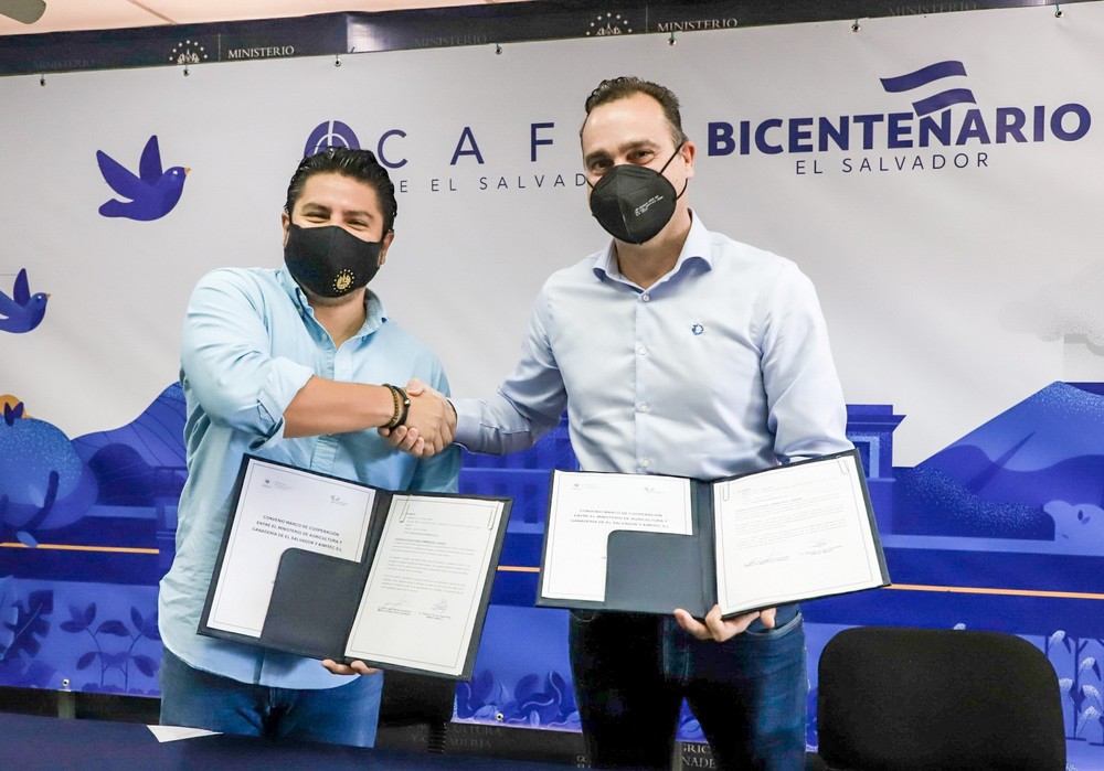 El Gobierno de El Salvador firma un acuerdo histórico con Kimitec para transformar la agricultura del país