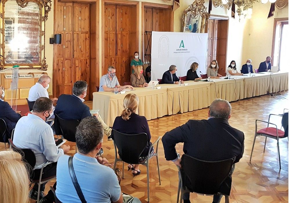 Firmado el nuevo convenio del manipulado de frutas y hortalizas