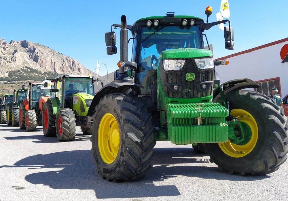 Agricultores y ganaderos de toda Andalucía se manifiestan el jueves en Sevilla
